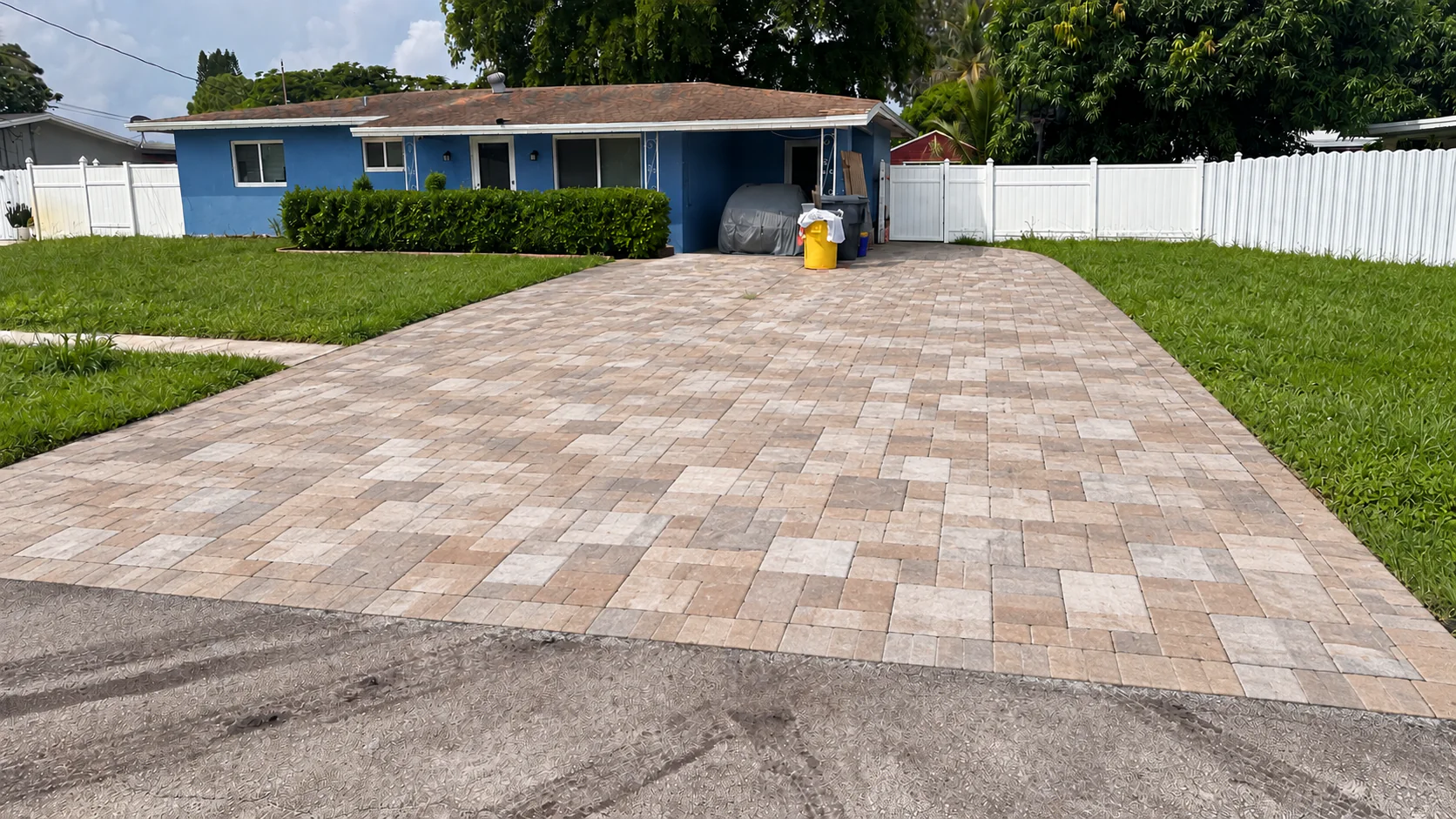 Completed concrete paver driveway at a Palm Beach County home